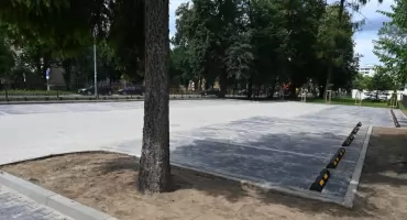 Nowy parking przy ZS CKP w Sochaczewie 